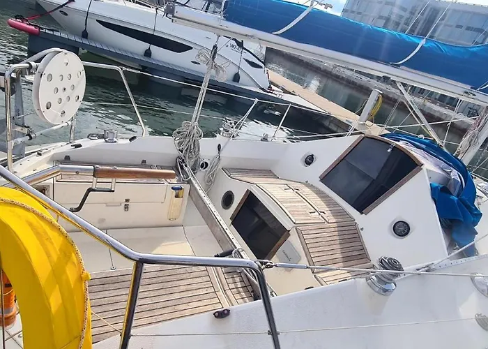 Bateau-hôtel Private Yacht In The Heart Of *